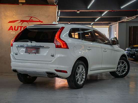 VOLVO-XC60-2.0 T5 DYNAMIC FWD TURBO GASOLINA 4P AUTOMÁTICO VOLVO-XC60-2015