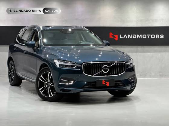 VOLVO XC60 2.0 T8 HYBRID MOMENTUM AWD GEARTRONIC