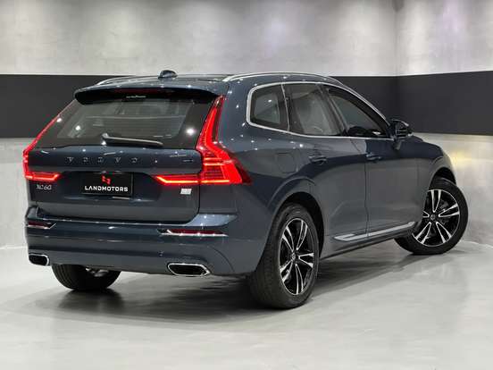 VOLVO-XC60-2.0 T8 HYBRID MOMENTUM AWD GEARTRONIC VOLVO-XC60-2021