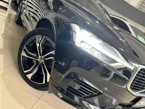 VOLVO-XC60-2.0 T8 HYBRID R-DESIGN AWD GEARTRONIC VOLVO-XC60-2019