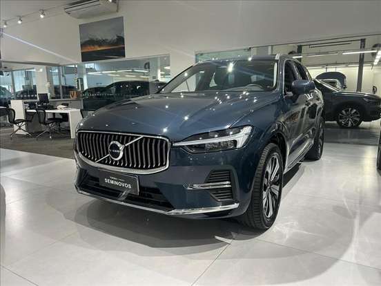 VOLVO-XC60-2022