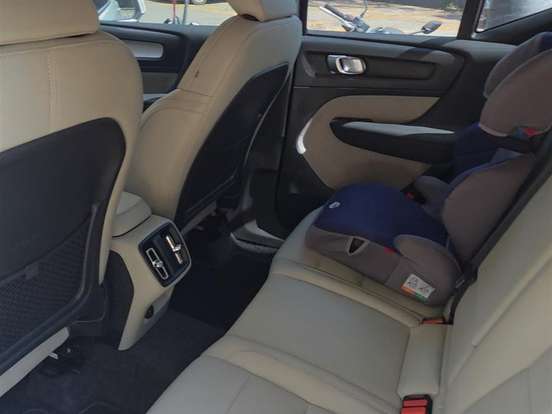 VOLVO-XC40-2.0 T4 GASOLINA MOMENTUM GEARTRONIC VOLVO-XC40-2020