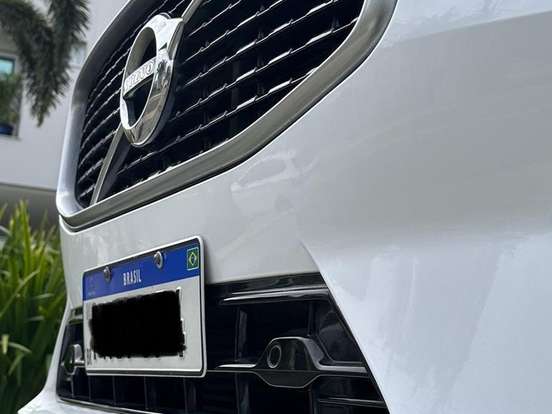 VOLVO-XC60-2.0 T5 GASOLINA R-DESIGN AWD GEARTRONIC VOLVO-XC60-2018