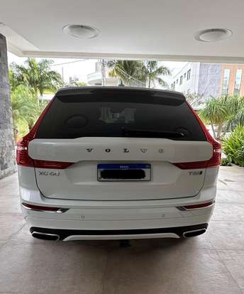 VOLVO-XC60-2.0 T5 GASOLINA R-DESIGN AWD GEARTRONIC VOLVO-XC60-2018