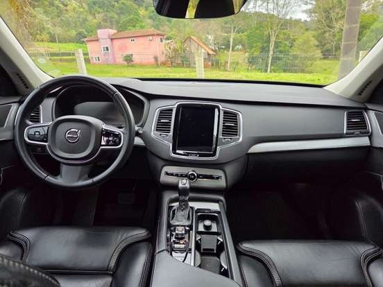 VOLVO-XC90-2.0 T6 GASOLINA MOMENTUM AWD GEARTRONIC VOLVO-XC90-2019
