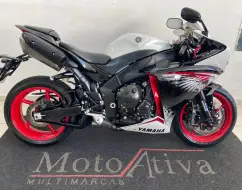 YAMAHA YZF R1 YAMAHA YZF R1