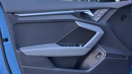 AUDI-A3-2021