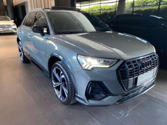 AUDI-Q3-2023