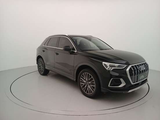 AUDI-Q3-2024
