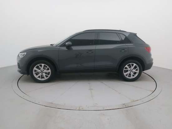 AUDI-Q3-2024