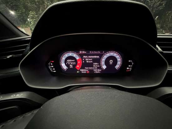AUDI-Q3-2020