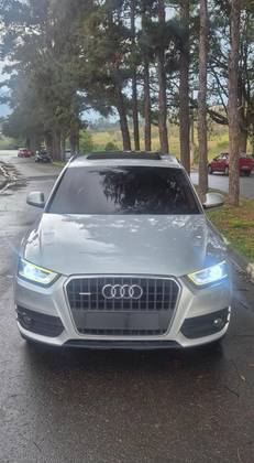 AUDI Q3 2.0 TFSI AMBIENTE QUATTRO 4P GASOLINA S TRONIC