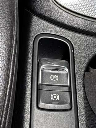 AUDI-Q3-2015