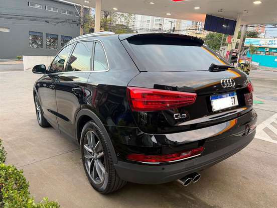 AUDI-Q3-2018