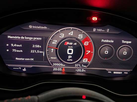 AUDI-RS4-2019