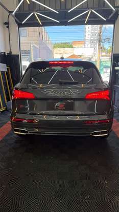 AUDI-SQ5-2018