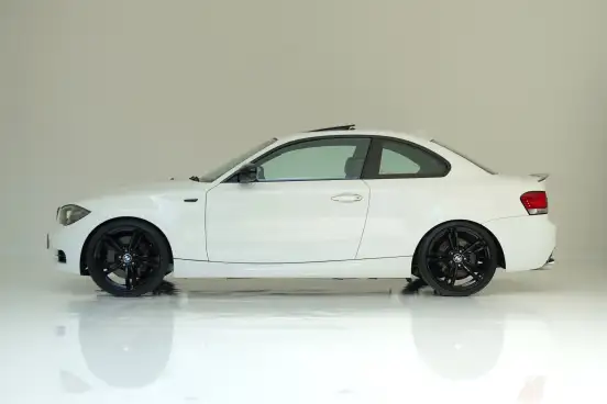 BMW-135i-3.0 COUPÉ 24V GASOLINA 2P AUTOMÁTICO BMW-135i-2011