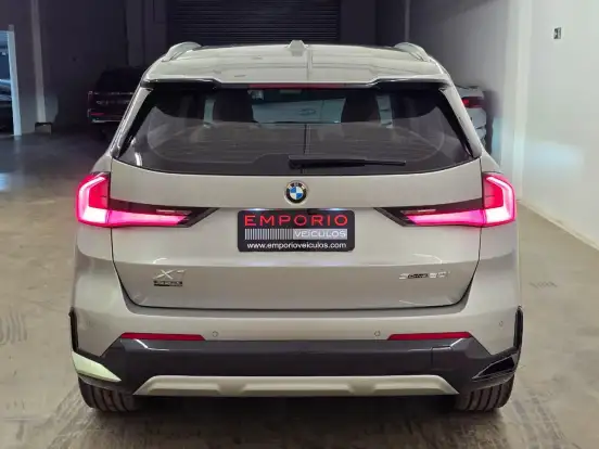 BMW-X1-2023