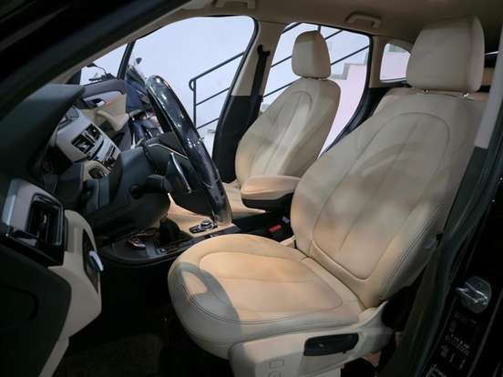 BMW-X1-2016