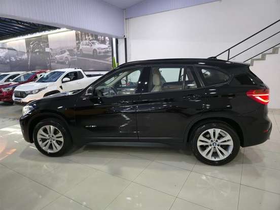 BMW-X1-2.0 16V TURBO ACTIVEFLEX SDRIVE20I 4P AUTOMÁTICO BMW-X1-2016