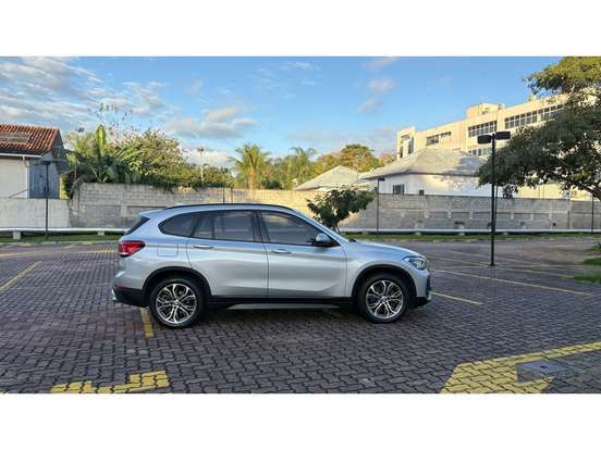 BMW-X1-2021