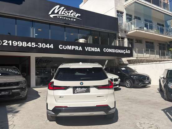 BMW-X1-2.0 16V TURBO GASOLINA SDRIVE20I X-LINE STEPTRONIC BMW-X1-2022