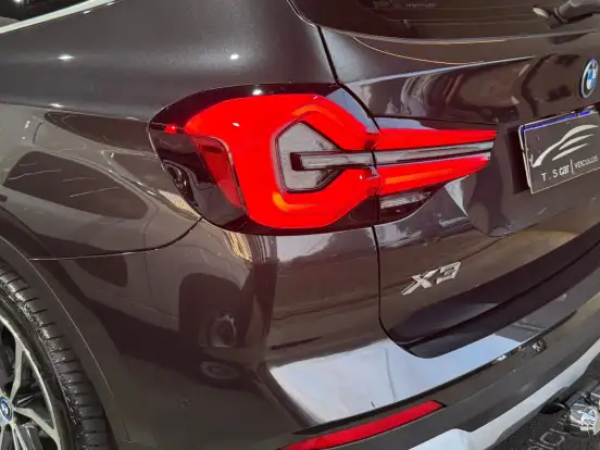 BMW-X3-2022