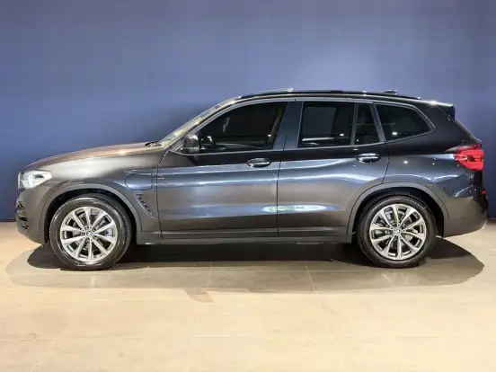 BMW-X3-2020