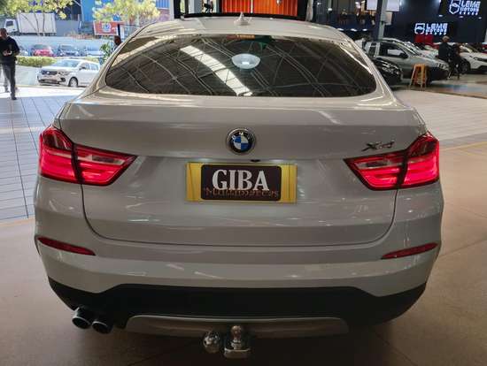 BMW-X4-2015
