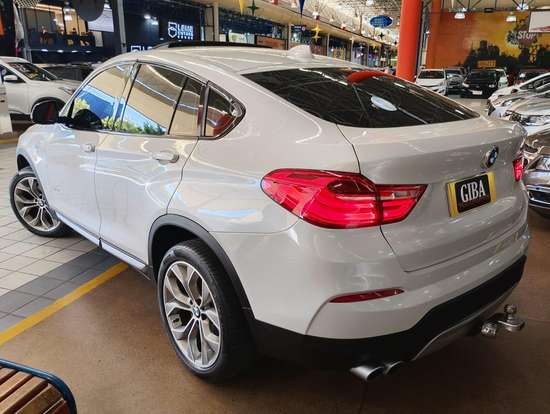 BMW-X4-2015