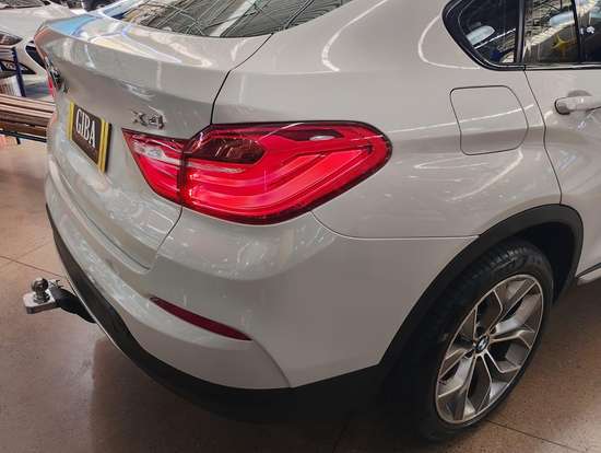 BMW-X4-2015