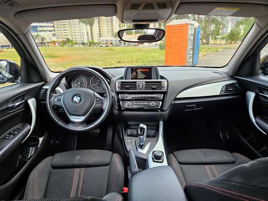 BMW-120i-2015