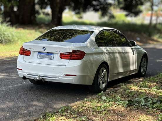BMW-320i-2.0 16V TURBO ACTIVE FLEX 4P AUTOMÁTICO BMW-320i-2015
