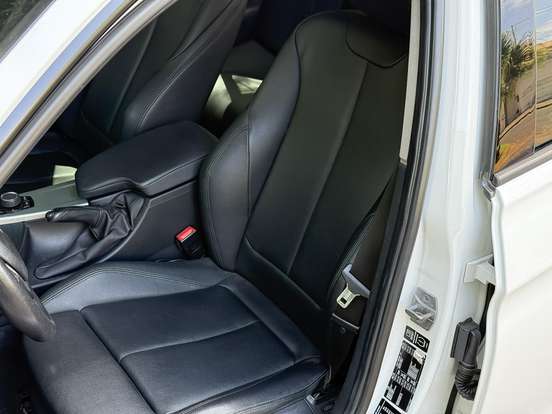 BMW-320i-2.0 16V TURBO ACTIVE FLEX 4P AUTOMÁTICO BMW-320i-2015