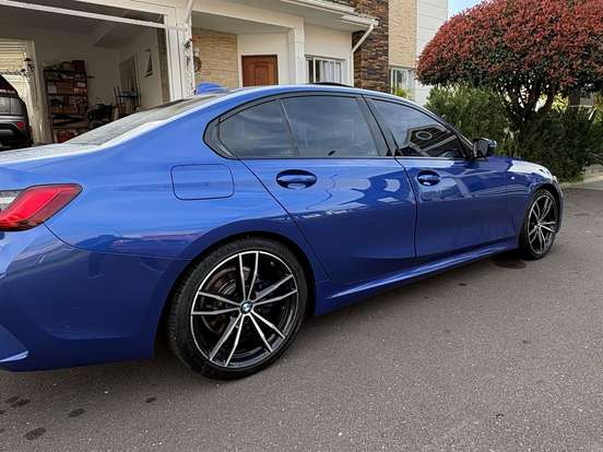 BMW-320i-2.0 16V TURBO GASOLINA M SPORT AUTOMÁTICO BMW-320i-2020