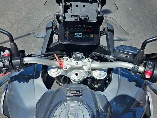 BMW-F 850 GS ADVENTURE PREMIUM BMW-F 850 GS ADVENTURE PREMIUM-2021