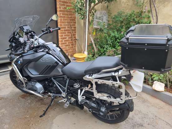 BMW-R 1250 GS ADVENTURE TRIPLE BLACK-2024