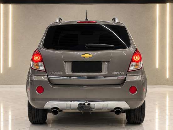 CHEVROLET-CAPTIVA-2011