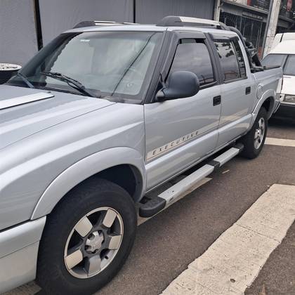 CHEVROLET S10 2.4 MPFI EXECUTIVE 4X2 CD 8V FLEX 4P MANUAL