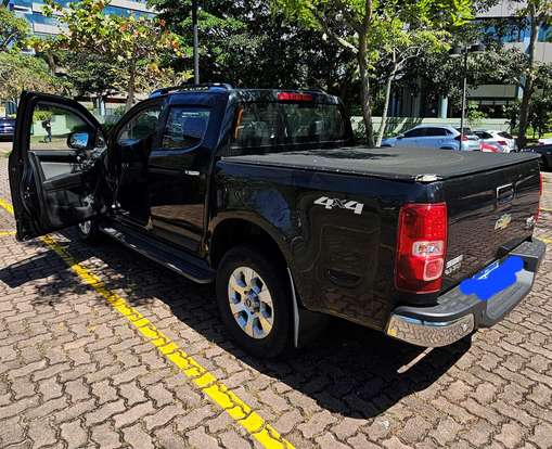 CHEVROLET-S10-2.5 LTZ 4X4 CD 16V FLEX 4P MANUAL CHEVROLET-S10-2015