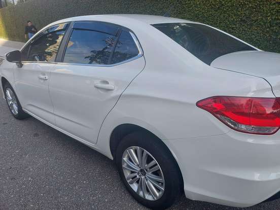 CITROËN-C4 LOUNGE-2016