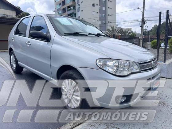 FIAT PALIO 1.8 MPI HLX 8V FLEX 4P MANUAL