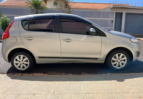 FIAT PALIO 1.0 MPI ATTRACTIVE 8V FLEX 4P MANUAL