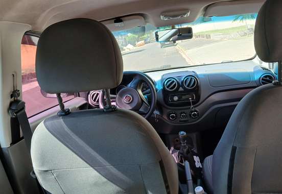FIAT-PALIO-2015