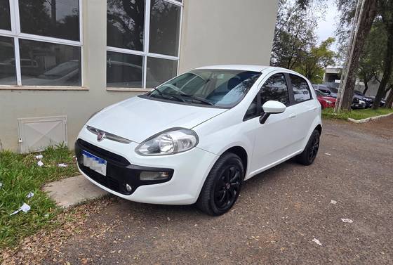 FIAT PUNTO 1.6 ESSENCE 16V FLEX 4P MANUAL