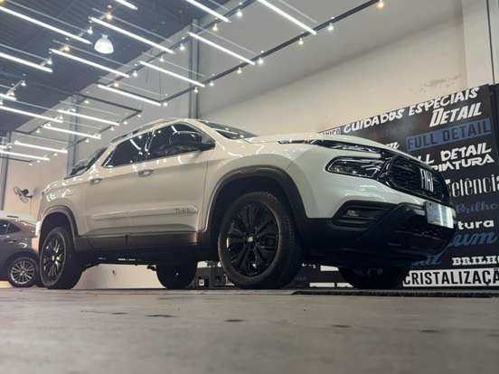 FIAT-TORO-1.3 TURBO 270 FLEX VOLCANO AT6 FIAT-TORO-2023