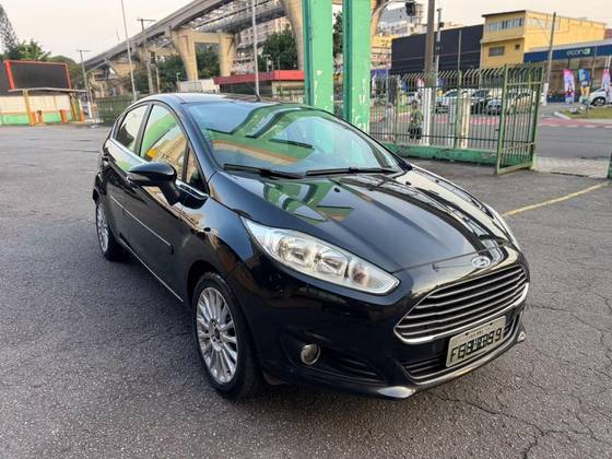 FORD FIESTA 1.6 TITANIUM HATCH 16V FLEX 4P POWERSHIFT