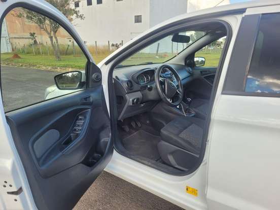 FORD-KA-1.5 SIGMA FLEX SE MANUAL FORD-KA-2015