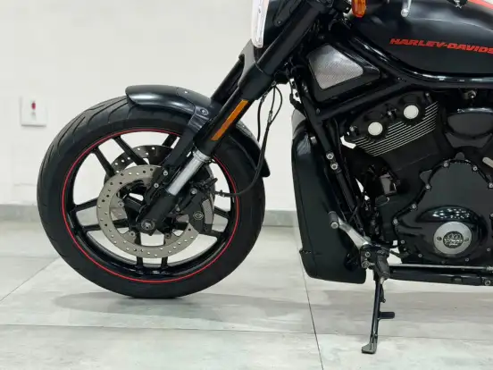 HARLEY-DAVIDSON-V-ROD 10TH ANNIVERSARY EDITION HARLEY-DAVIDSON-V-ROD 10TH ANNIVERSARY EDITION-2012