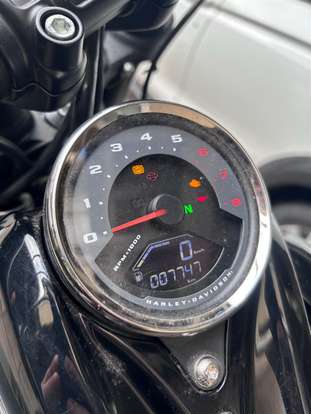 HARLEY-DAVIDSON-SOFTAIL FAT BOB 114-2021